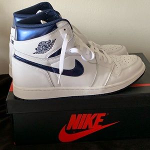 Air Jordan 1 High Metallic Blue